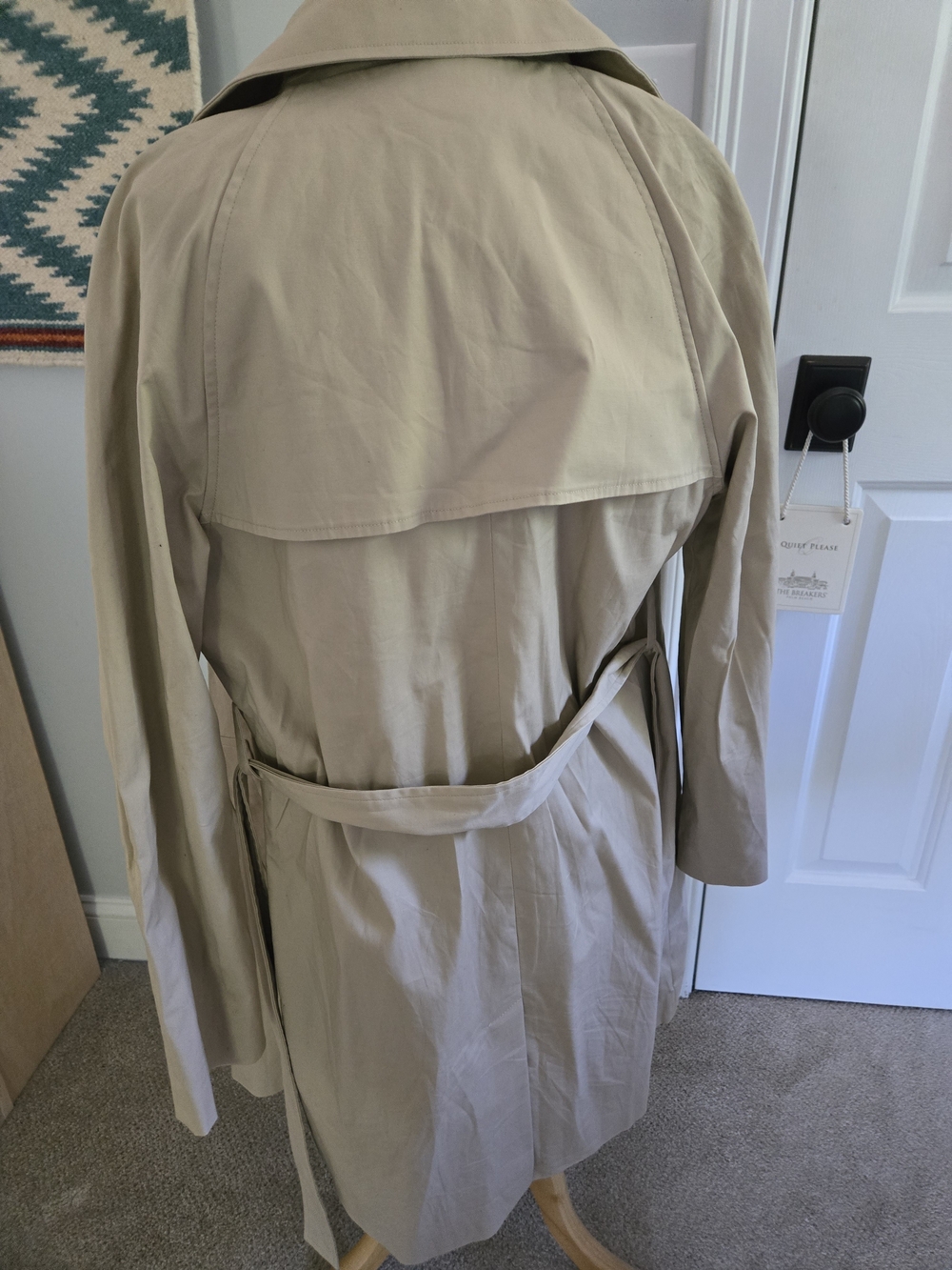 Quince Comfort Stretch Women’s Khaki Trench Coat Size Medium Like New - Picture 2 of 4